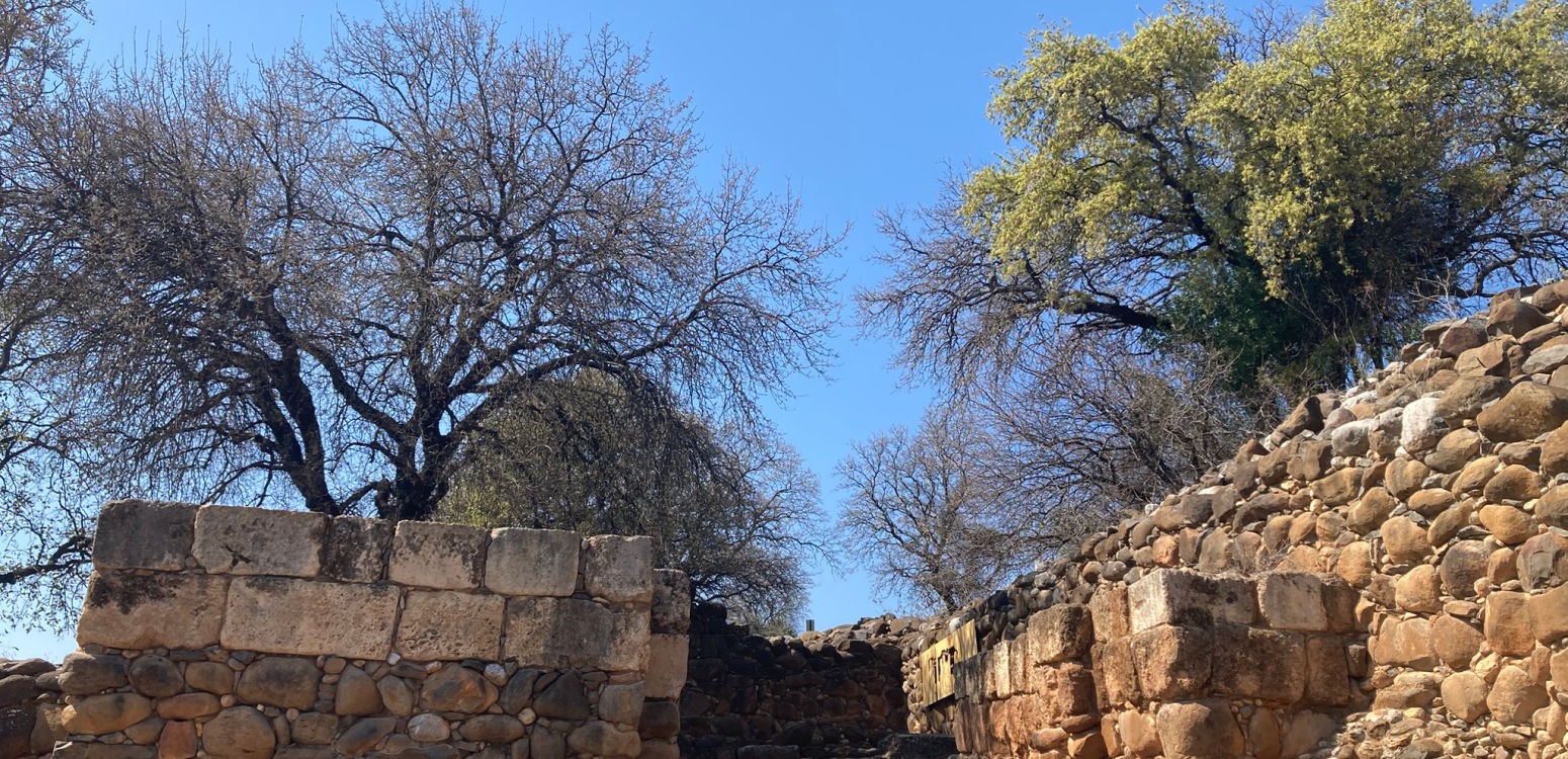 Тель-Дан: водопады и святилища