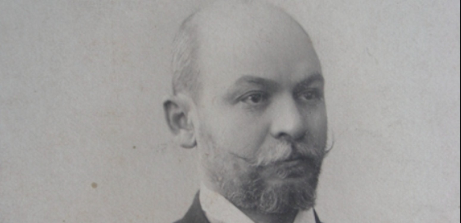 Simon Frug: The Missing Link between Judah Leib Gordon and Bialik