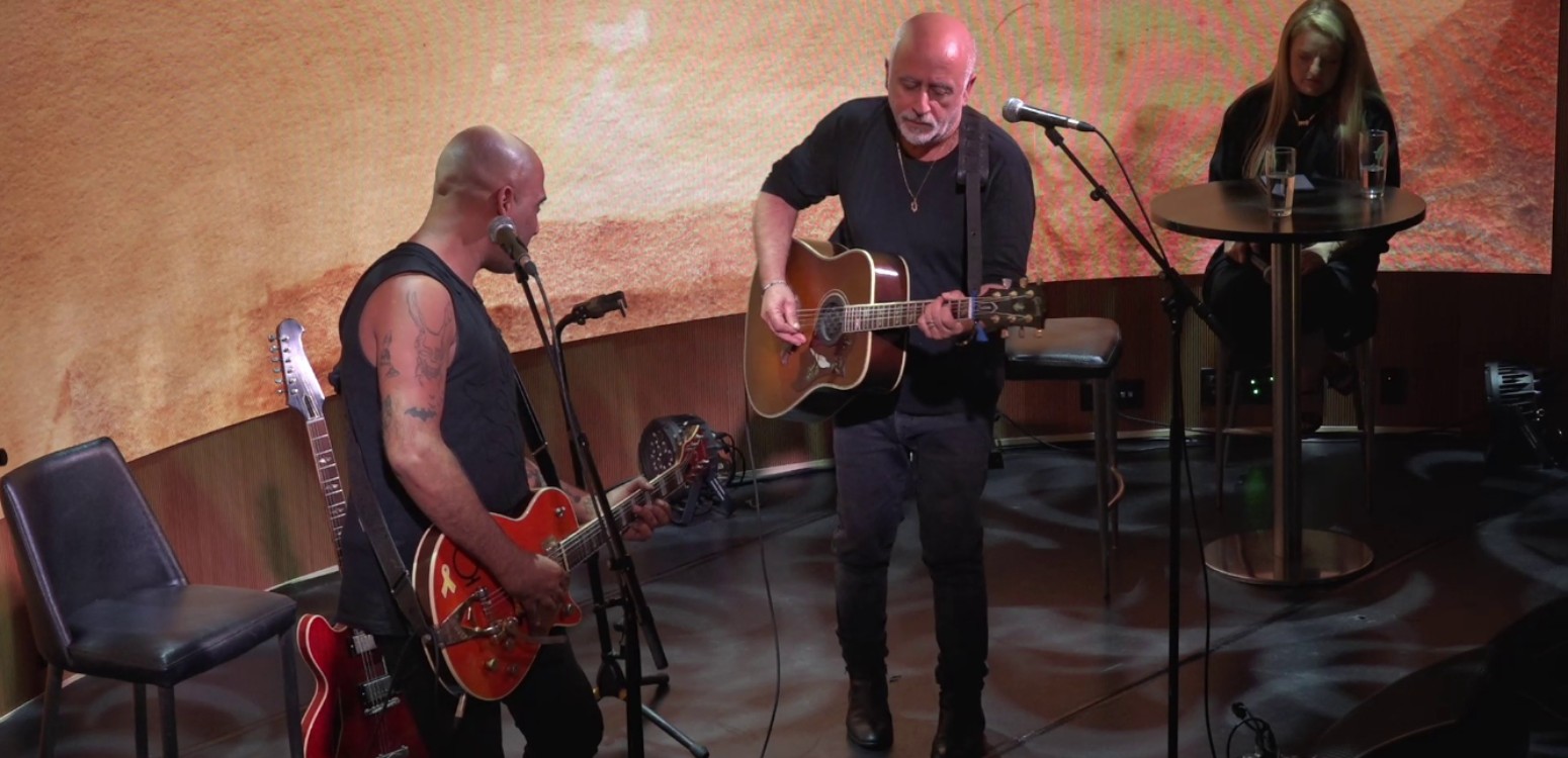 אינתי עומרי