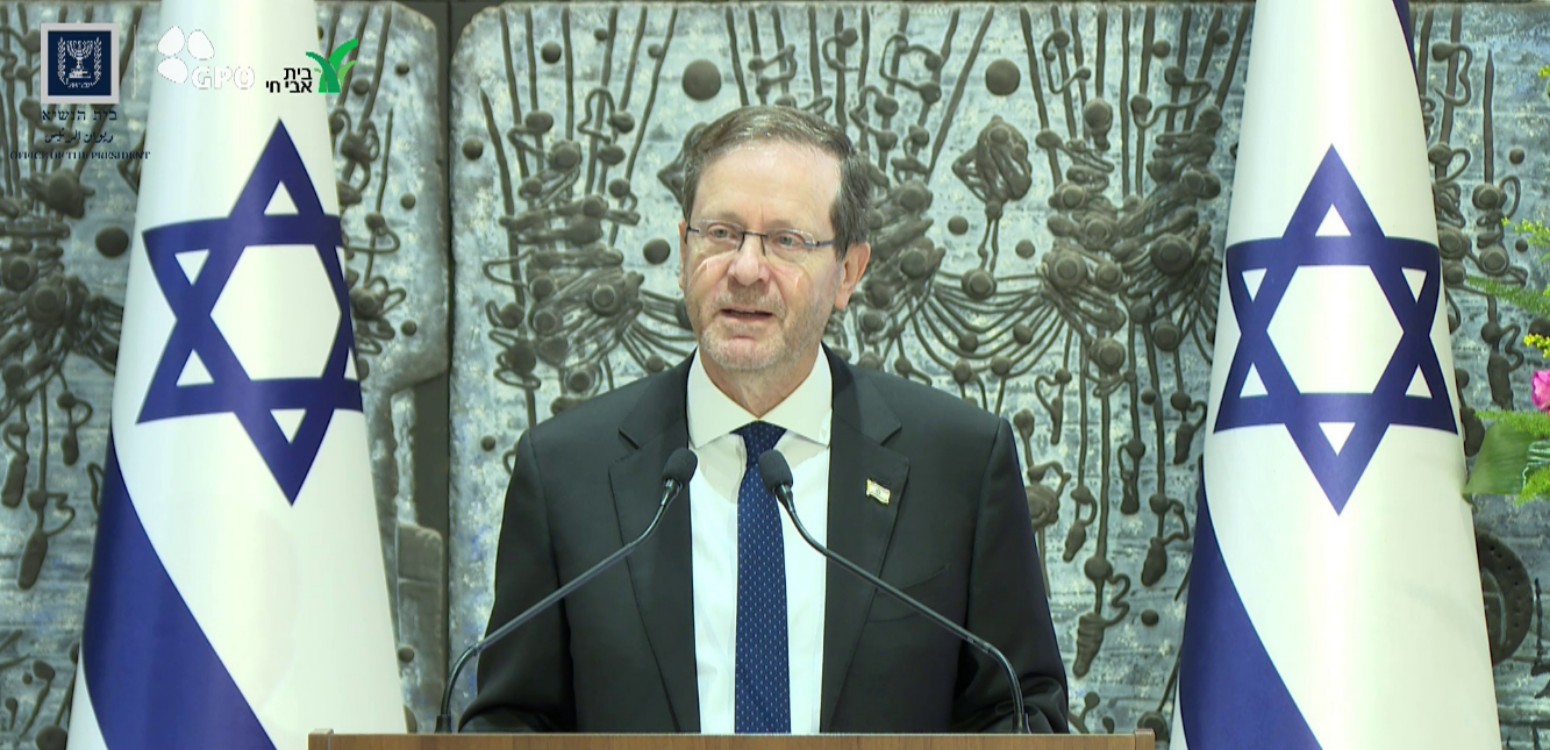 משכן לעברית 2026: אירוע לכבוד שבוע הספר העברי ומחווה למשורר שאול טשרניחובסקי