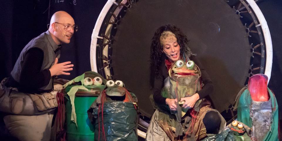 המלך והצפרדע - הצגה לילדים לכבוד חודש ניסן